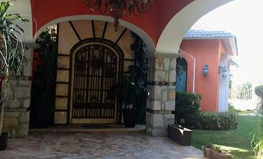 JIUTEPEC CLUB DE GOLF HDA. SAN GASPAR CASA EN VENTA CON VISTA PANORÁMICA
