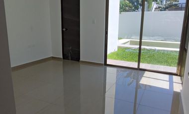 VENTA CASA NUEVA FRAC. SAN DIEGO CUTZ HACIENDA DE 4 RECAMARAS