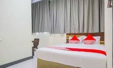 Hotel Penginapan OYO 50 Kamar Omset Bagus di Cideng, Jakarta Pusat