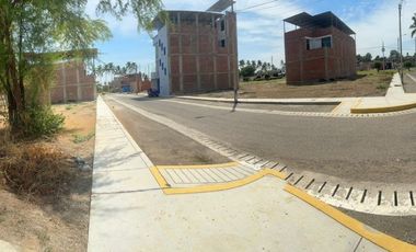 En Venta Terreno En Las Palmeras De Centenario-Jrivera