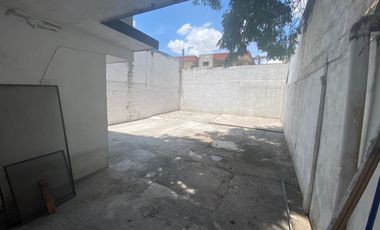 Casa en Renta para Negocio u Oficina en Av. Aztlan