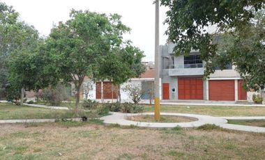 Se Vende Terreno Con Excelente Ubicación En La Urbanizacion Santa Paula En Puente Piedra