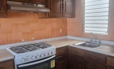 CASA EN TRENTA LAS AGUILAS $15,000