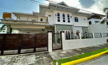 5 BEDROOMS SEMI- FURNISHED HOUSE AND LOT FOR RENT IN AMSIC, ANGELES CITY NEAR CLARK