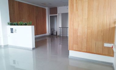 PR19214 Oficina en arriendo en el sector Mesa