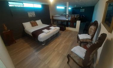 HOSTERIA en venta, 10.000m2 de terreno y 968m2 construidos, piscina, 20 parqueos