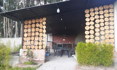 HOSTERIA en venta, 10.000m2 de terreno y 968m2 construidos, piscina, 20 parqueos