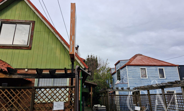 Propiedad comercial en sector Isla Teja