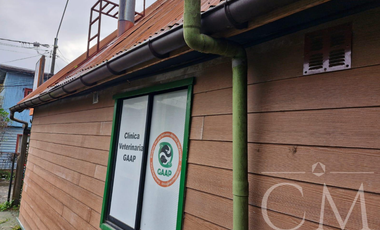 Propiedad comercial en sector Isla Teja