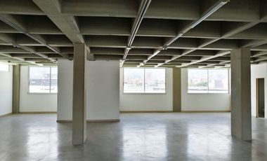 PR12293 Oficina en arriendo en el sector Itagui