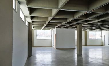 PR12293 Oficina en arriendo en el sector Itagui