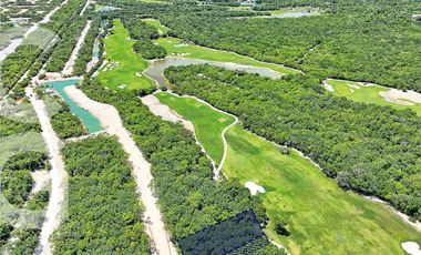 Terreno en Venta en Cancún en Kateah en Country Club Frente a Campo de Golf