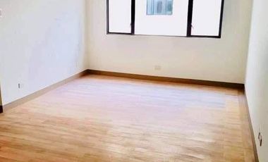 10K MONTLY 1 bedroom 40 sqm loft type Very affordable Rent to own condo  5% down payment 0% interest  near BGC,,eastwood ,tiendesitas