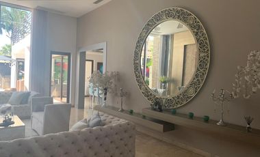 Isla Mocoli, Alquilo Linda Casa Amoblada con Piscina