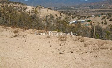 Se vende hermosa parcela de 11.600 mts2 en condominio en sector Alhué, Curacavi.