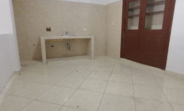 ARRIENDO CASA COMERCIAL BARRIO CENTRO