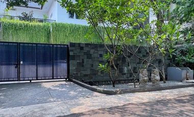 RUMAH BAGUS di Jl TIRTAYASA, MELAWAI, KEBAYORAN BARU, JAKSEL