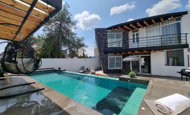 Renta CASA TONATICO por noche con alberca y jacuzzi climatizados muy bien ubicada y para excelente fin de semana en TONATICO EDOMEX
