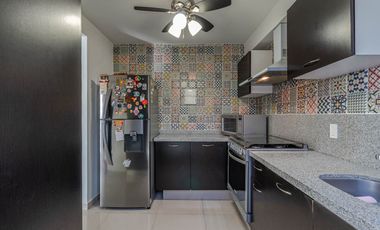 CASA EN VENTA A 15 MINUTOS DE PLAZA AVERANDA, EN CUERNAVACA; MORELOS. ALBERCAS, AMENIDADES.