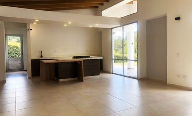 PR19628 Casa en arriendo en el sector Alto del Escobero