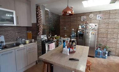 Vendo hermosa Casa Jardines del Sur