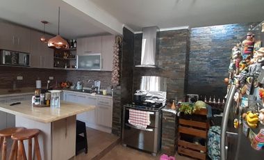 Vendo hermosa Casa Jardines del Sur