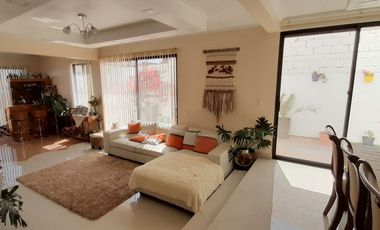 Vendo hermosa Casa Jardines del Sur