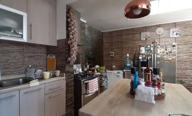 Vendo hermosa Casa Jardines del Sur