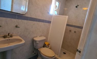 EN VENTA CASA EN ACAPULCO PIE DE LA CUESTA BARRA DE COYUCA CERCA DE LA PLAYA