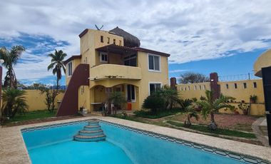 EN VENTA CASA EN ACAPULCO PIE DE LA CUESTA BARRA DE COYUCA CERCA DE LA PLAYA