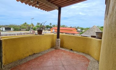 EN VENTA CASA EN ACAPULCO PIE DE LA CUESTA BARRA DE COYUCA CERCA DE LA PLAYA