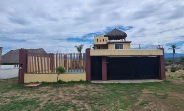 EN VENTA CASA EN ACAPULCO PIE DE LA CUESTA BARRA DE COYUCA CERCA DE LA PLAYA