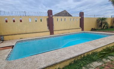 EN VENTA CASA EN ACAPULCO PIE DE LA CUESTA BARRA DE COYUCA CERCA DE LA PLAYA