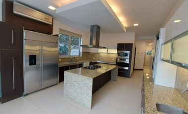 Via La Costa, Renta de Hermosa Casa 4 Dorm. con Piscina Con o sin Muebles