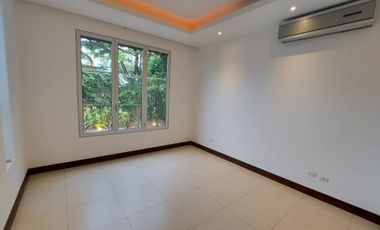 Via La Costa, Renta de Hermosa Casa 4 Dorm. con Piscina Con o sin Muebles