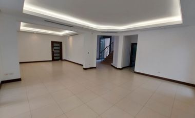 Via La Costa, Renta de Hermosa Casa 4 Dorm. con Piscina Con o sin Muebles