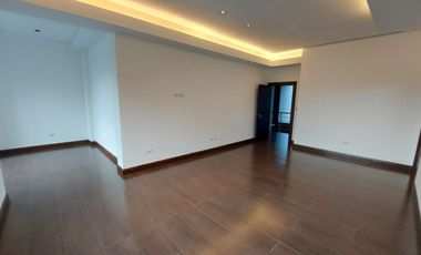 Via La Costa, Renta de Hermosa Casa 4 Dorm. con Piscina Con o sin Muebles