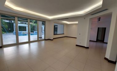 Via La Costa, Renta de Hermosa Casa 4 Dorm. con Piscina Con o sin Muebles