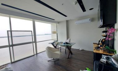 Isla Mocoli-Blue Bay,  Vendo Exclusivo Penthouse de 3 pisos, 3 parqueaderos, con Vista panorámica al Rio