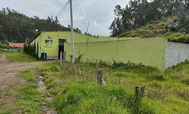 Se vende cabañas en Otavalo en funcionamiento