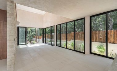 Casa NUEVA en venta de 3 recamaras en Tulum Country Club (Bahía Principe)