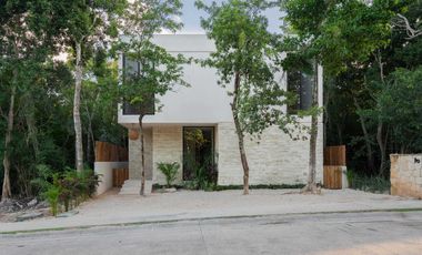 Casa NUEVA en venta de 3 recamaras en Tulum Country Club (Bahía Principe)