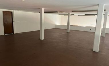 Local comercial con excelente ubicación: Centro, Álvaro Obregón esquina Corregidora por San José