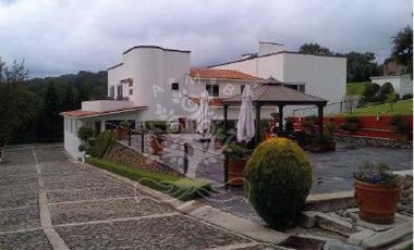 !LA FINCA DE TUS SUEÑOS!  BELLEZA A TODO LUJO Y PRIVACIDAD!!!