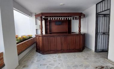 SE ARRIENDA CASA 4 ALCOBAS LAGOS DEL CACIQUE