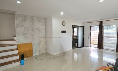 ขายทาวน์โฮม 2 ชั้น พฤกษาพรรณ แกรนด์ ลำพยา 3   (Pruksapun grand lampaya 3) พร้อมเข้าอยู่  ห่างจากเซ็นทรัลนครปฐม Central Nakhon Pathom เพียง 3 กิโลเมตร