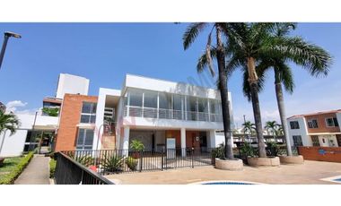 VENTA CASA VALLE DEL LILI CONJUNTO RESIDENCIAL