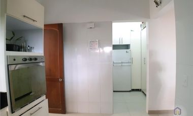 Casa en sector campestre de 4 alcobas en venta, Sabaneta Las Lomitas