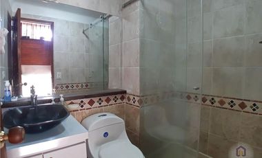 Casa en sector campestre de 4 alcobas en venta, Sabaneta Las Lomitas