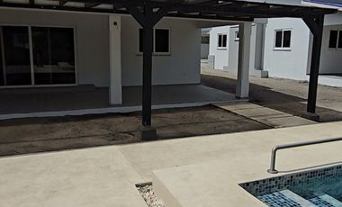 Punta Chame Casa de 185 m2 con piscina a dos pasos del mar. $180,000